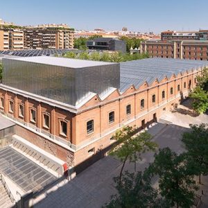 Centro Cultural Daoíz y Velarde en Madrid. Rafael de La-Hoz