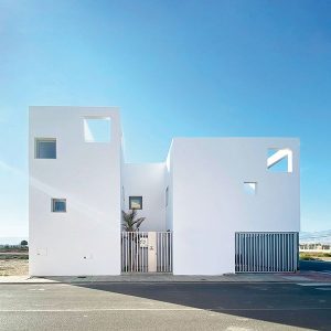 ca77 / Casas Costacabana